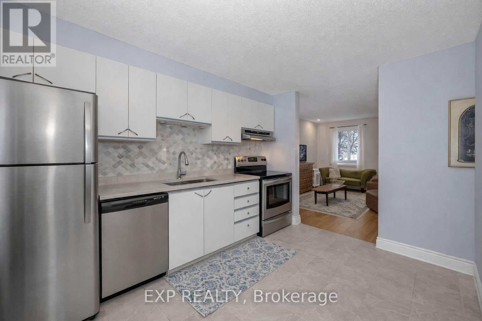 48 Castlegreen Private