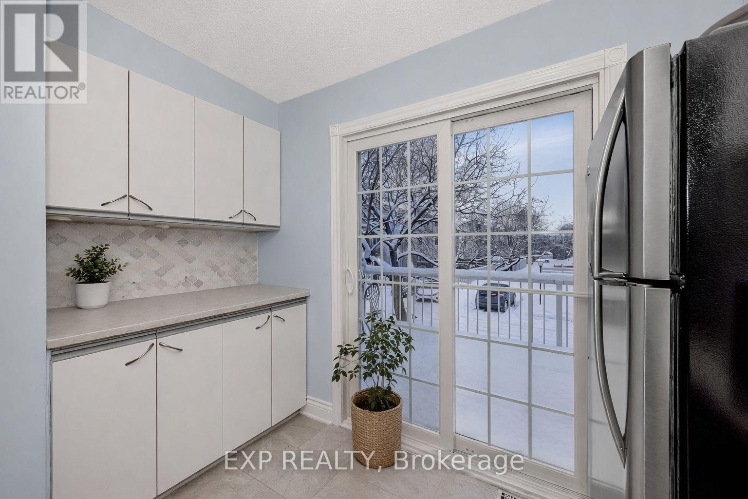 48 Castlegreen Private