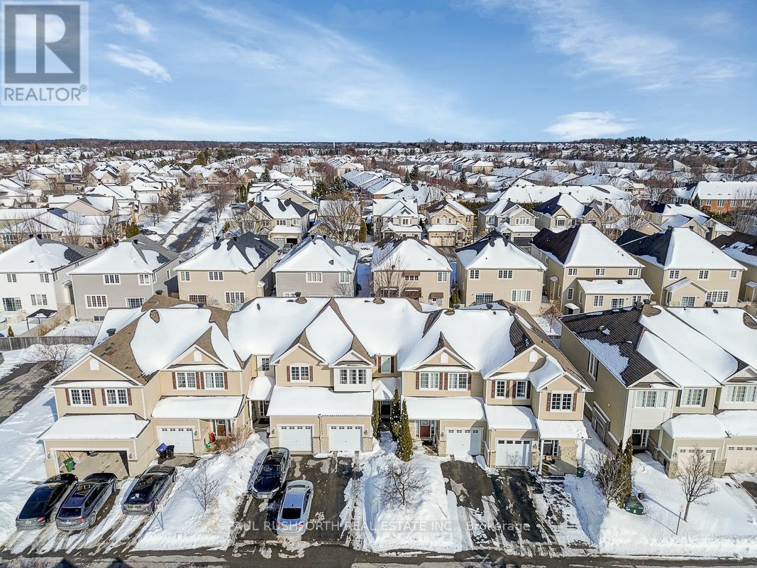 606 Pamplona Private