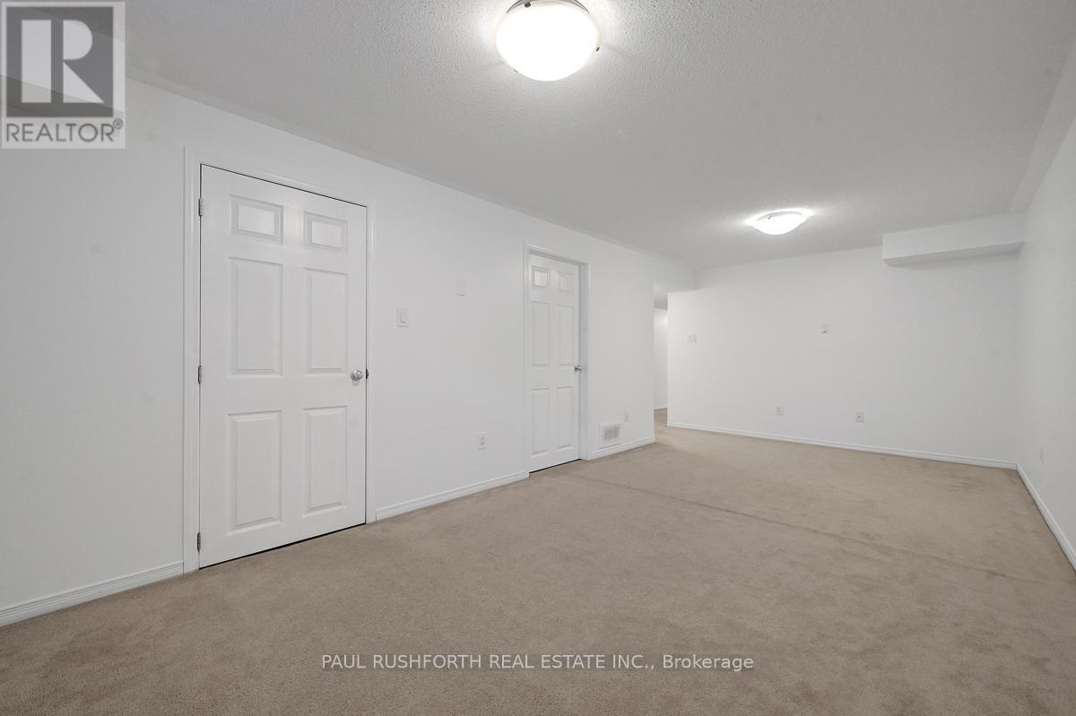 606 Pamplona Private