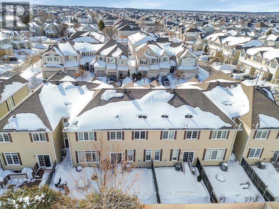 606 Pamplona Private