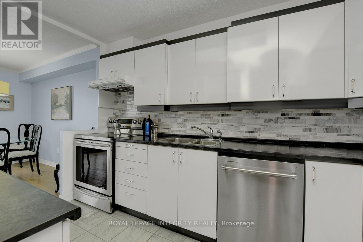 1512 - 665 Bathgate Drive