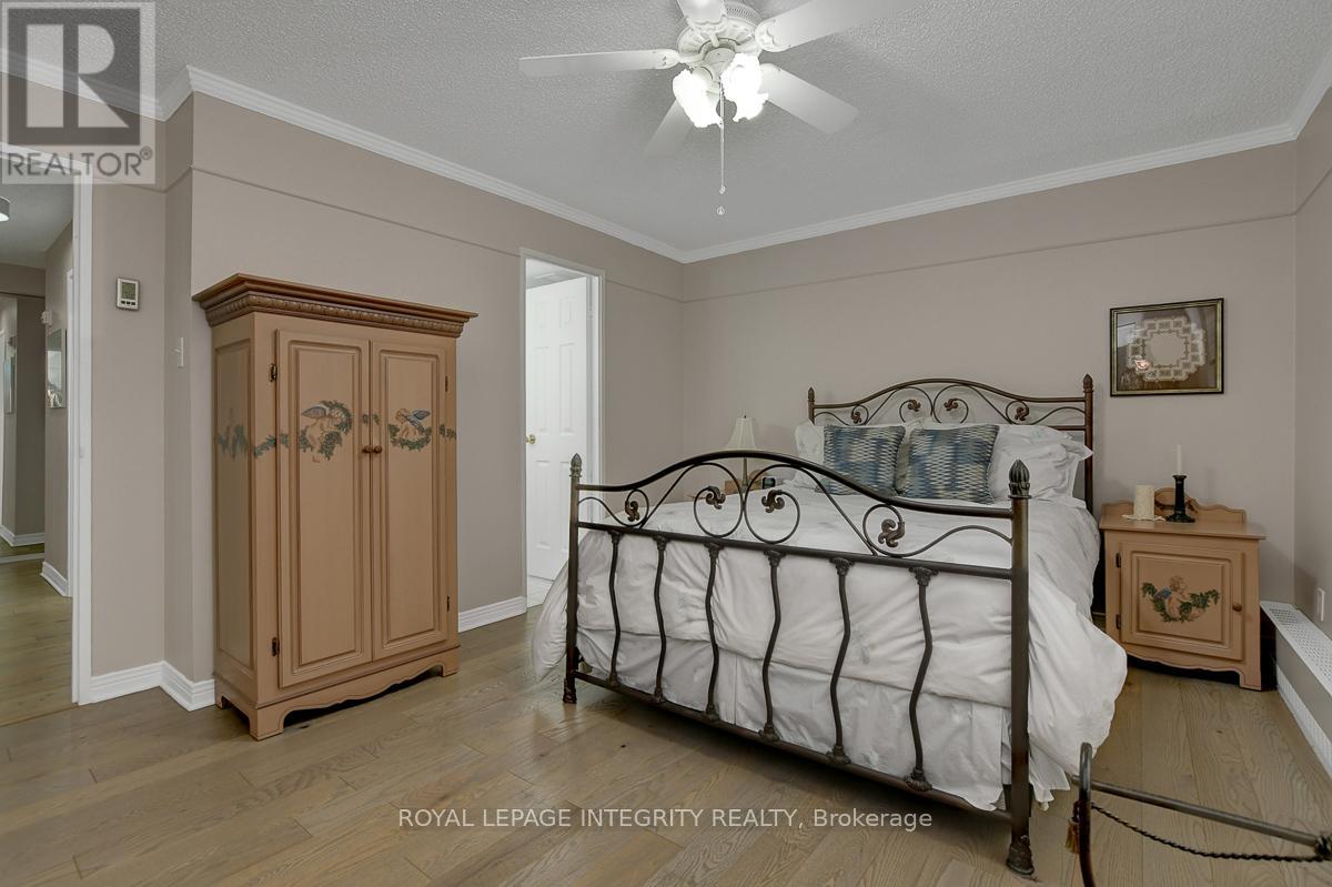 1512 - 665 Bathgate Drive