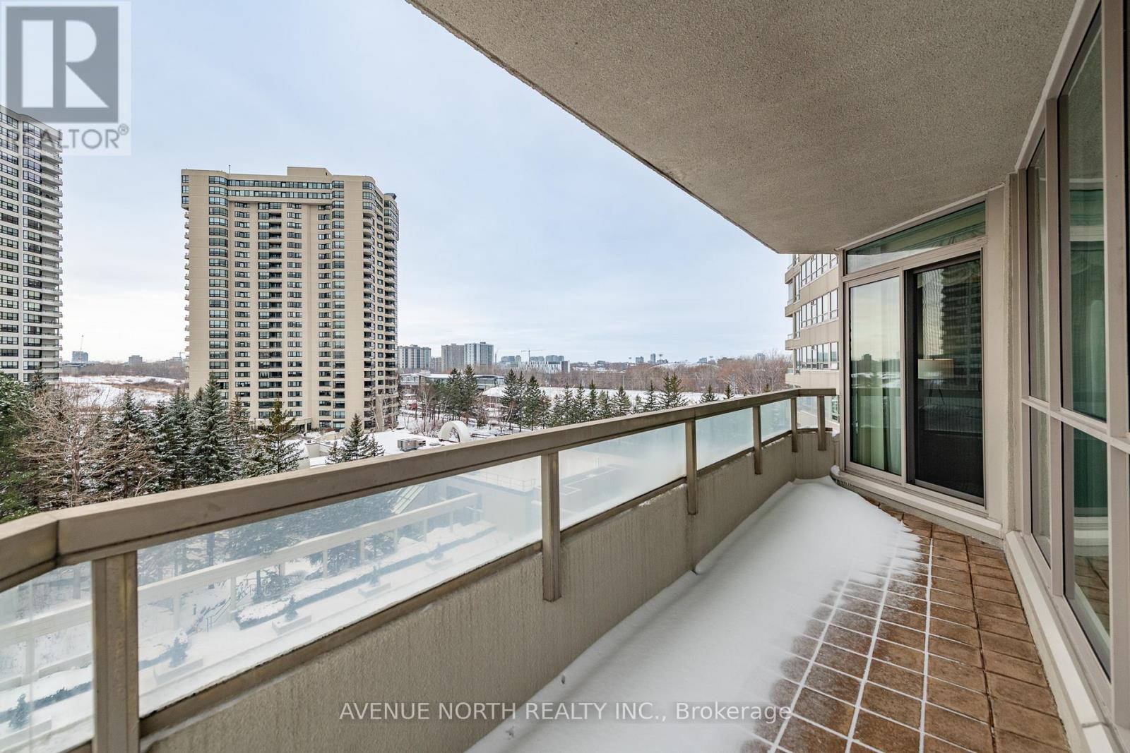 606 - 1480 Riverside Drive