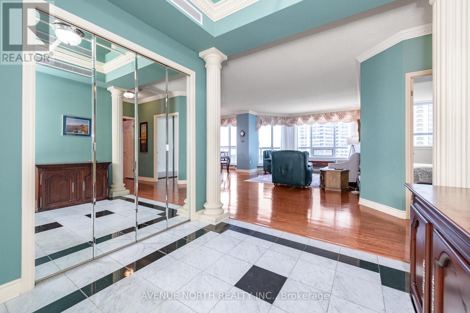 606 - 1480 Riverside Drive