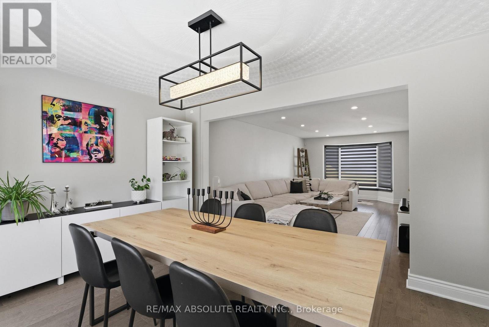 13 Weatherwood Crescent