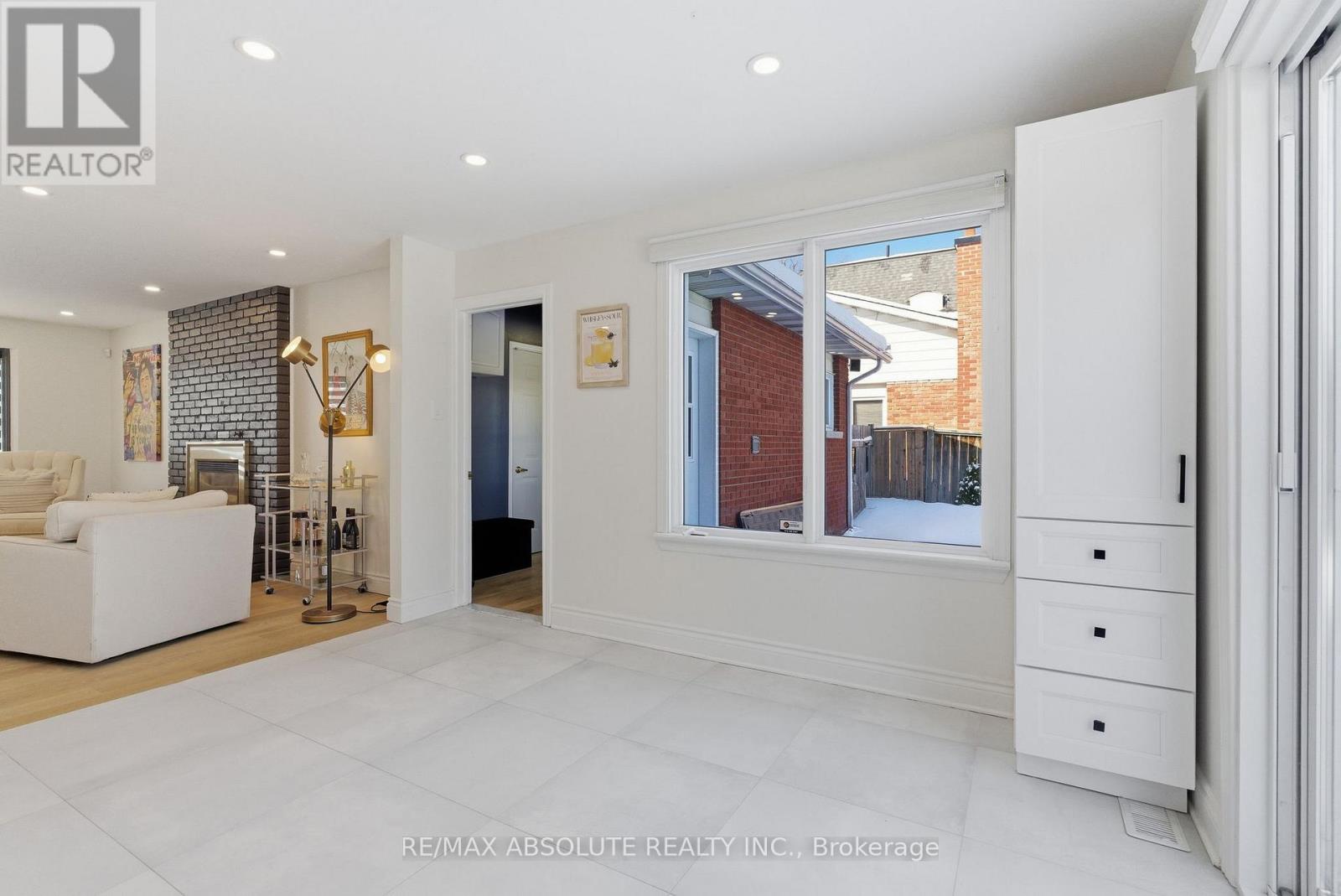 13 Weatherwood Crescent