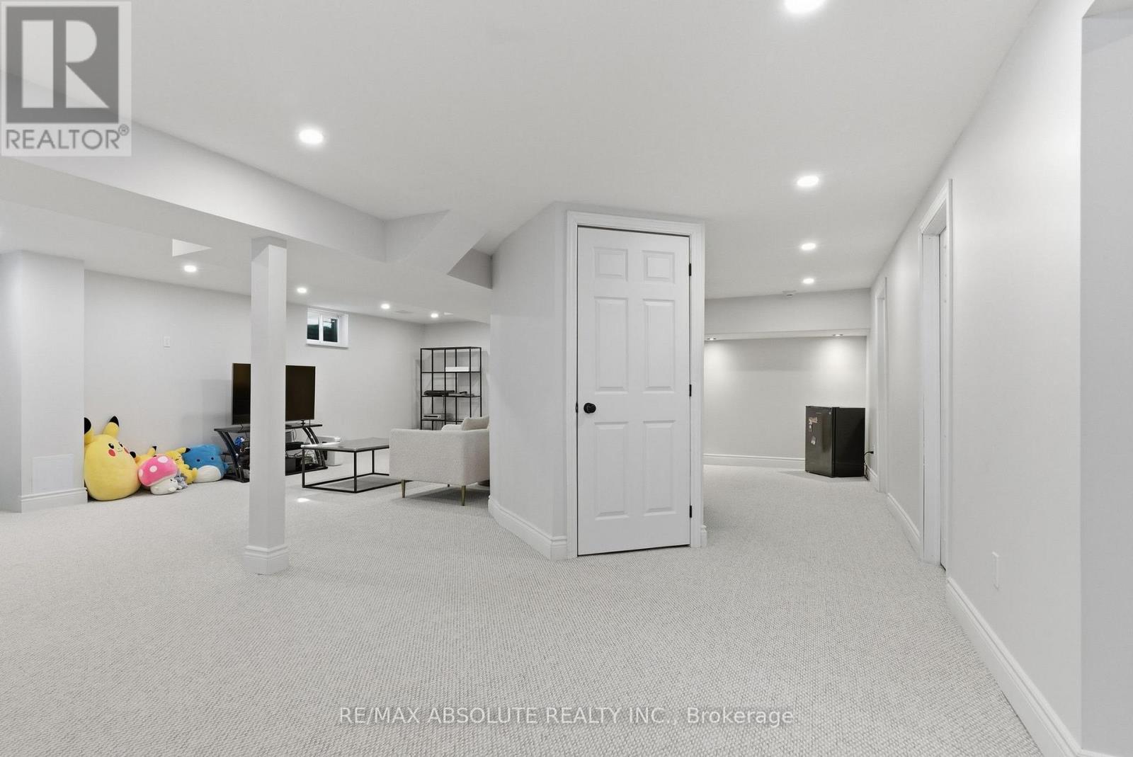 13 Weatherwood Crescent