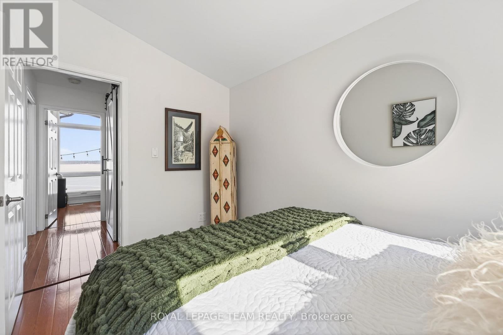 128 Grasshopper Point Road