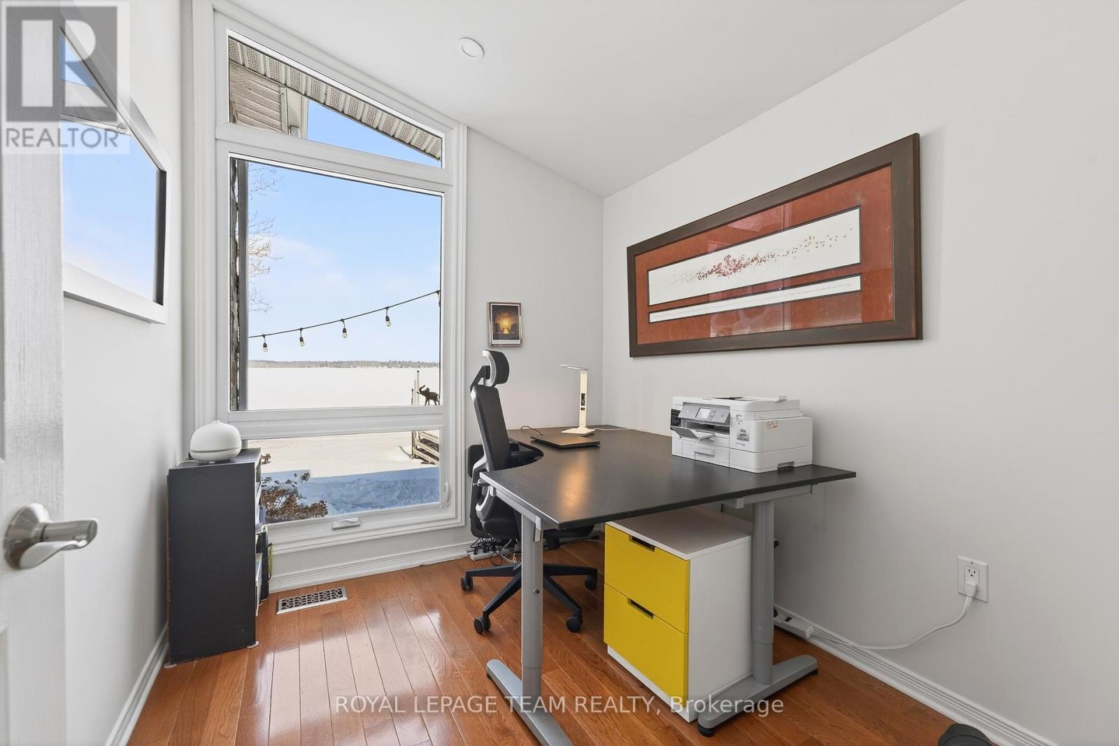 128 Grasshopper Point Road