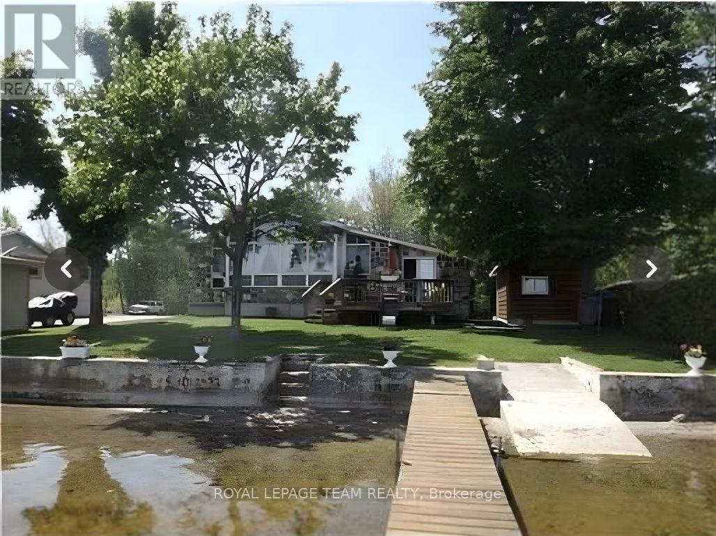 128 Grasshopper Point Road