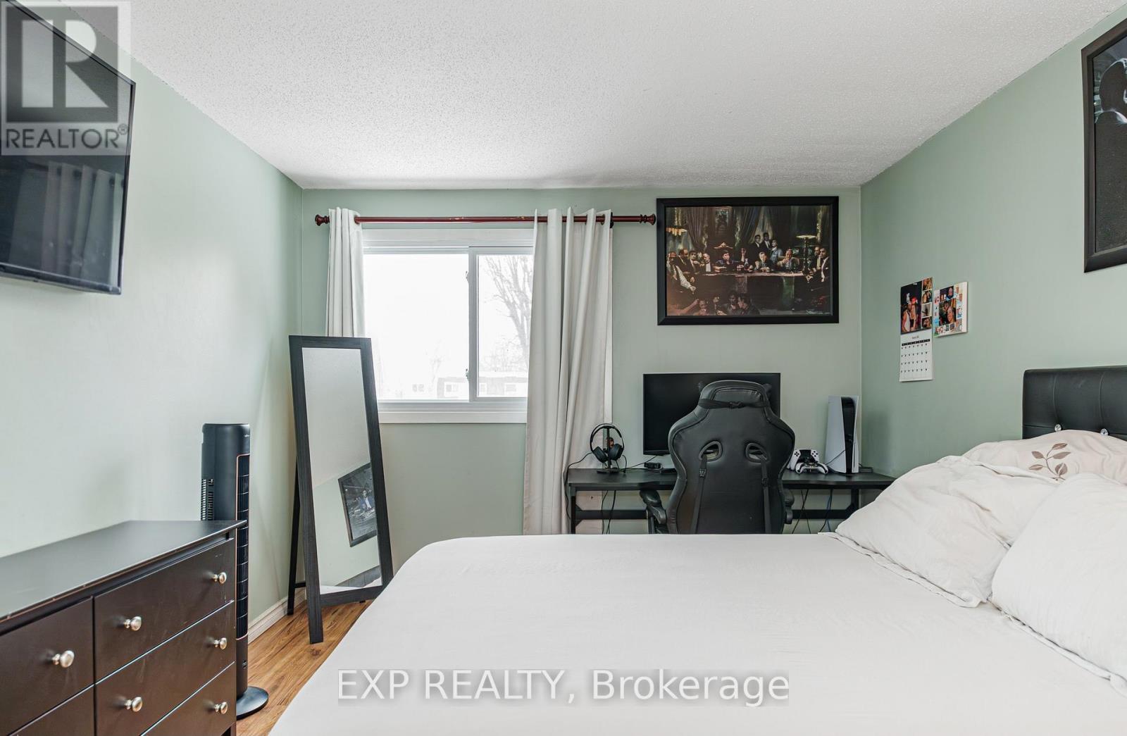 81 - 224 Romulus Private