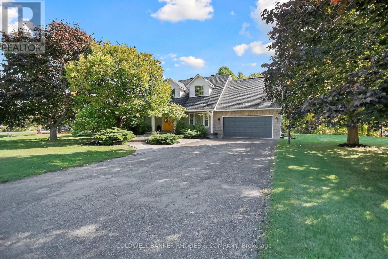 6488 Wheatfield Crescent