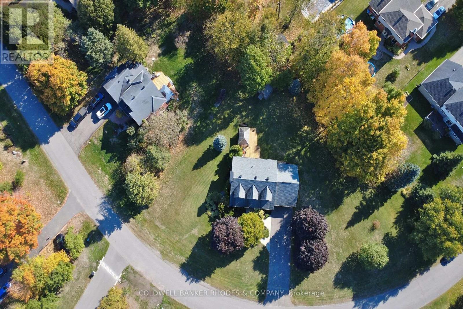 6488 Wheatfield Crescent