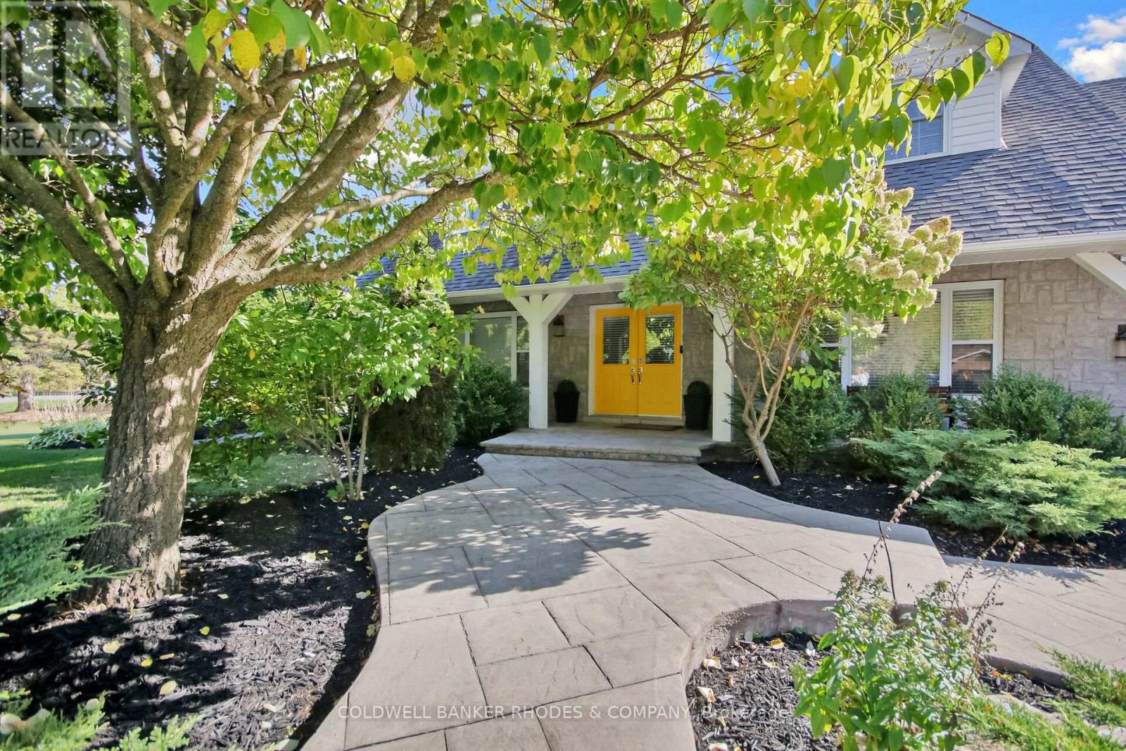 6488 Wheatfield Crescent