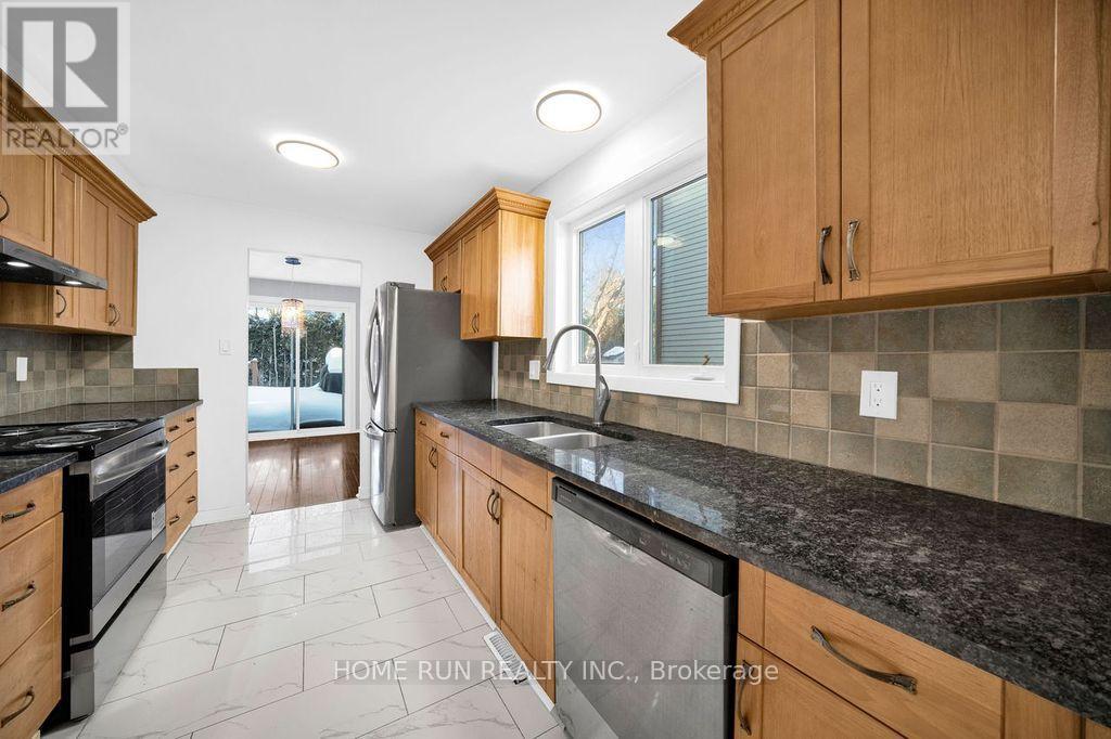 47 Coolspring Crescent