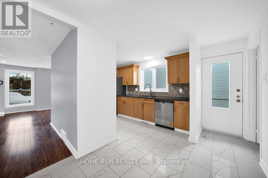 47 Coolspring Crescent