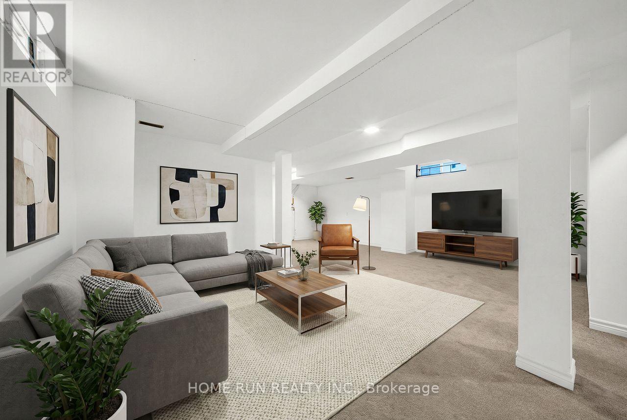 47 Coolspring Crescent