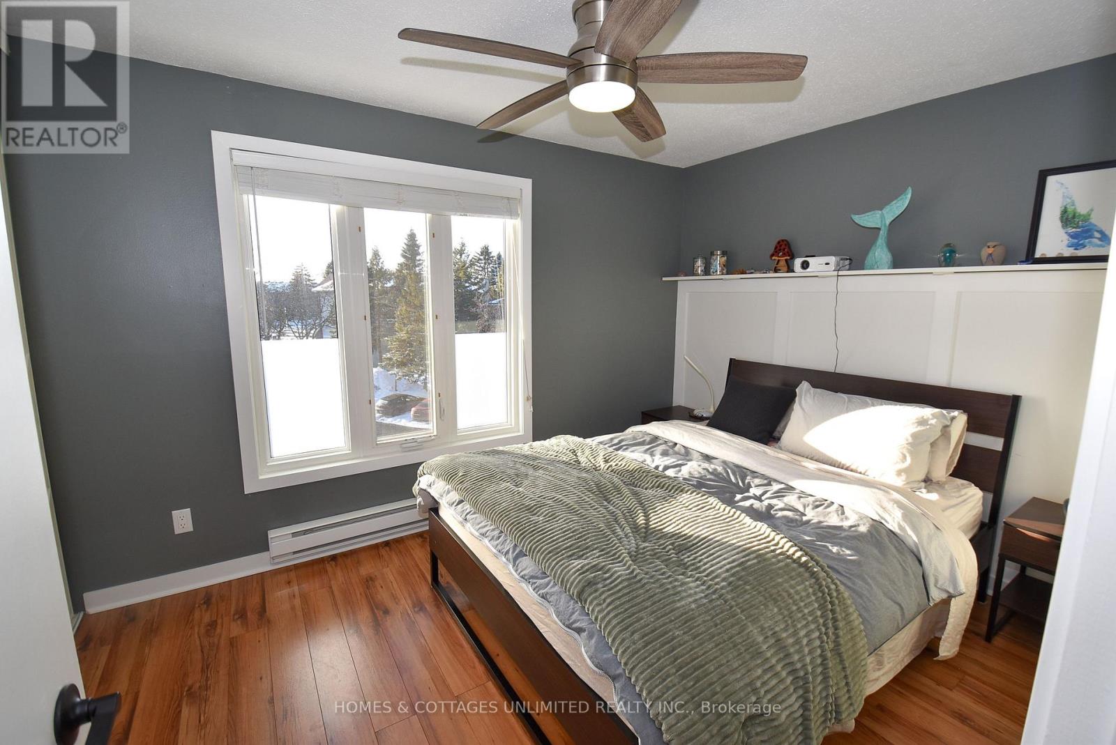 6750 B Jeanne Darc Boulevard N