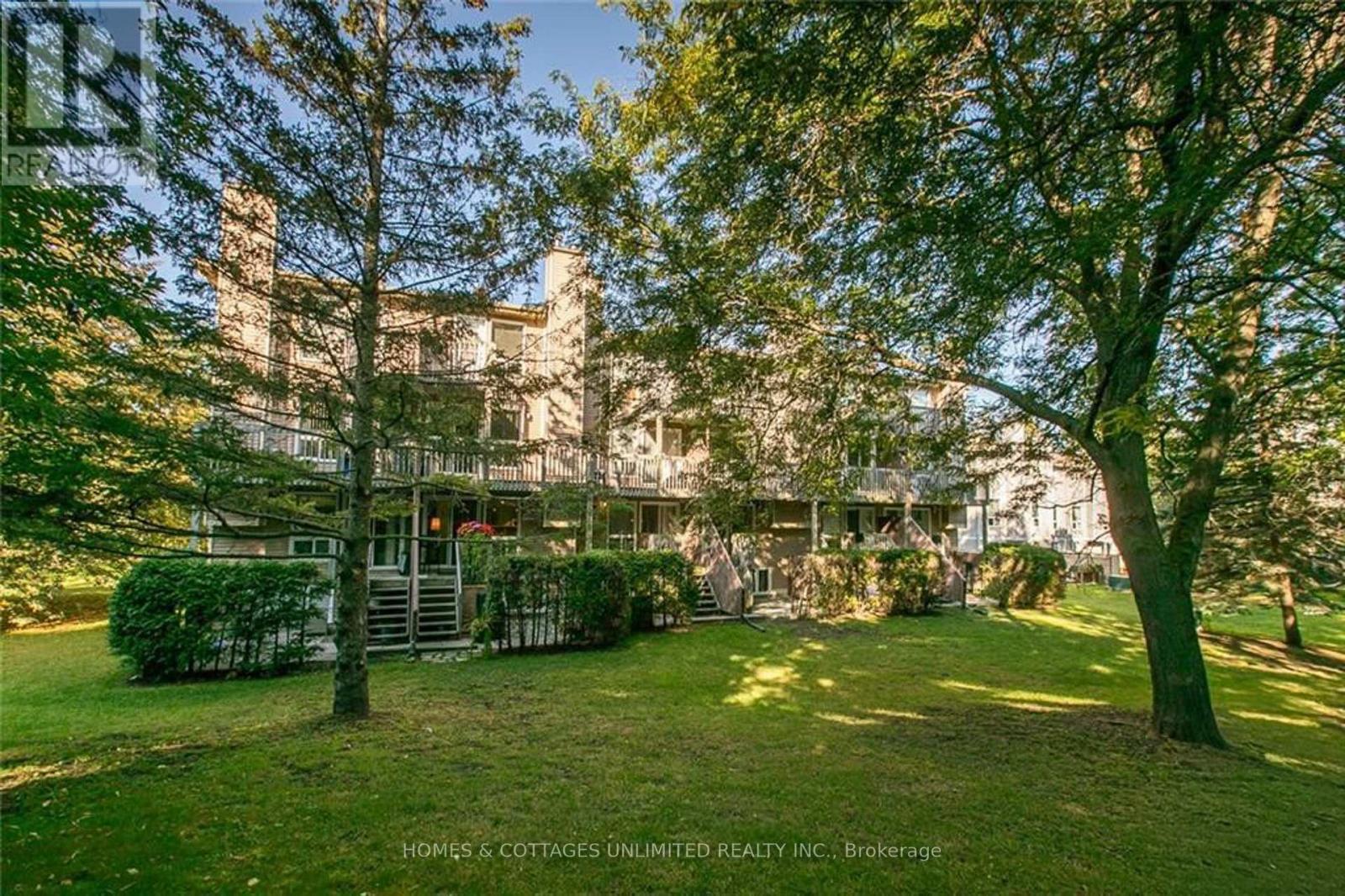 6750 B Jeanne Darc Boulevard N