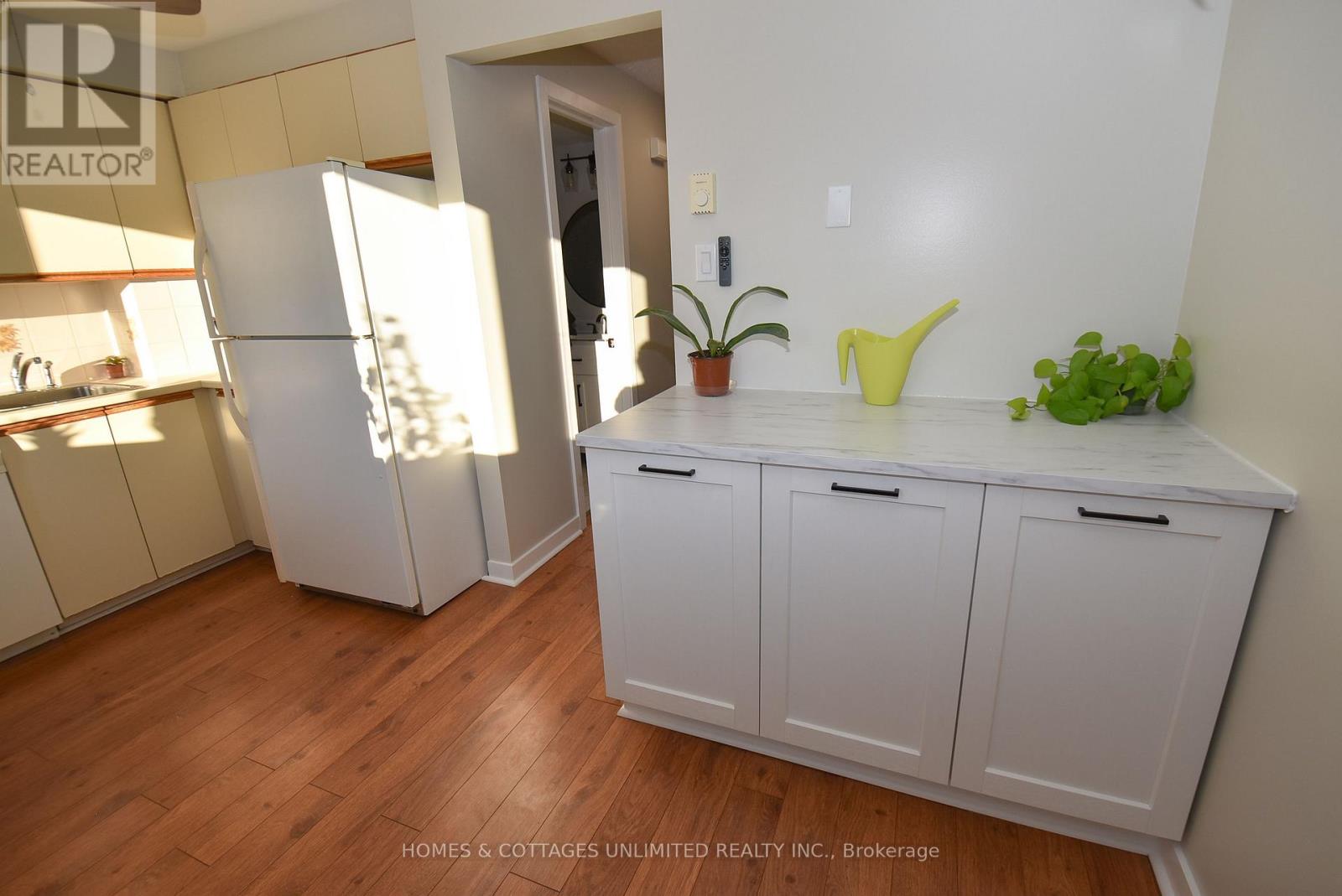 6750 B Jeanne Darc Boulevard N