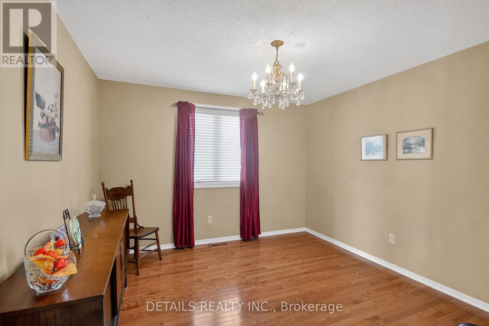 6105 Lariviere Crescent