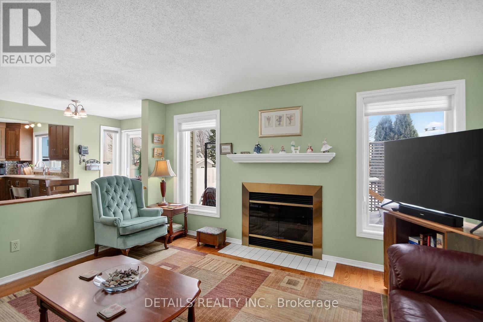 6105 Lariviere Crescent