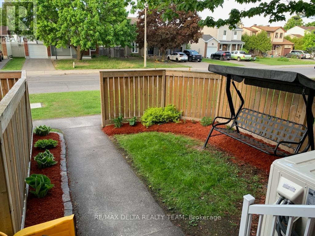 102 - 1765 Cabaret Lane