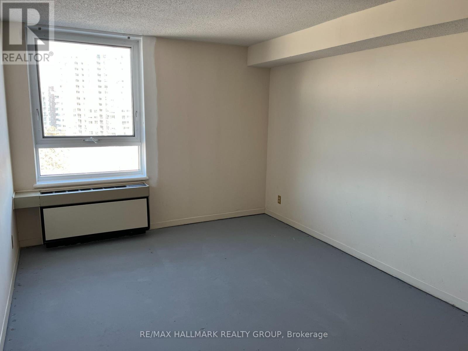 708 - 80 Sandcastle Drive