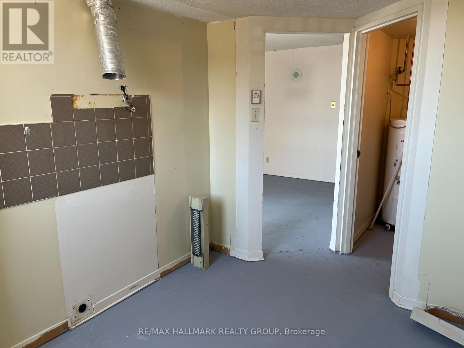 708 - 80 Sandcastle Drive