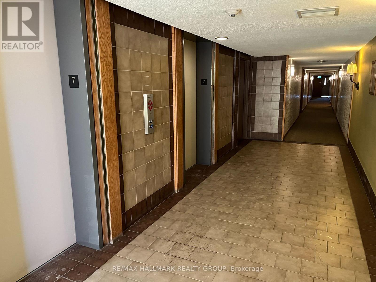 708 - 80 Sandcastle Drive