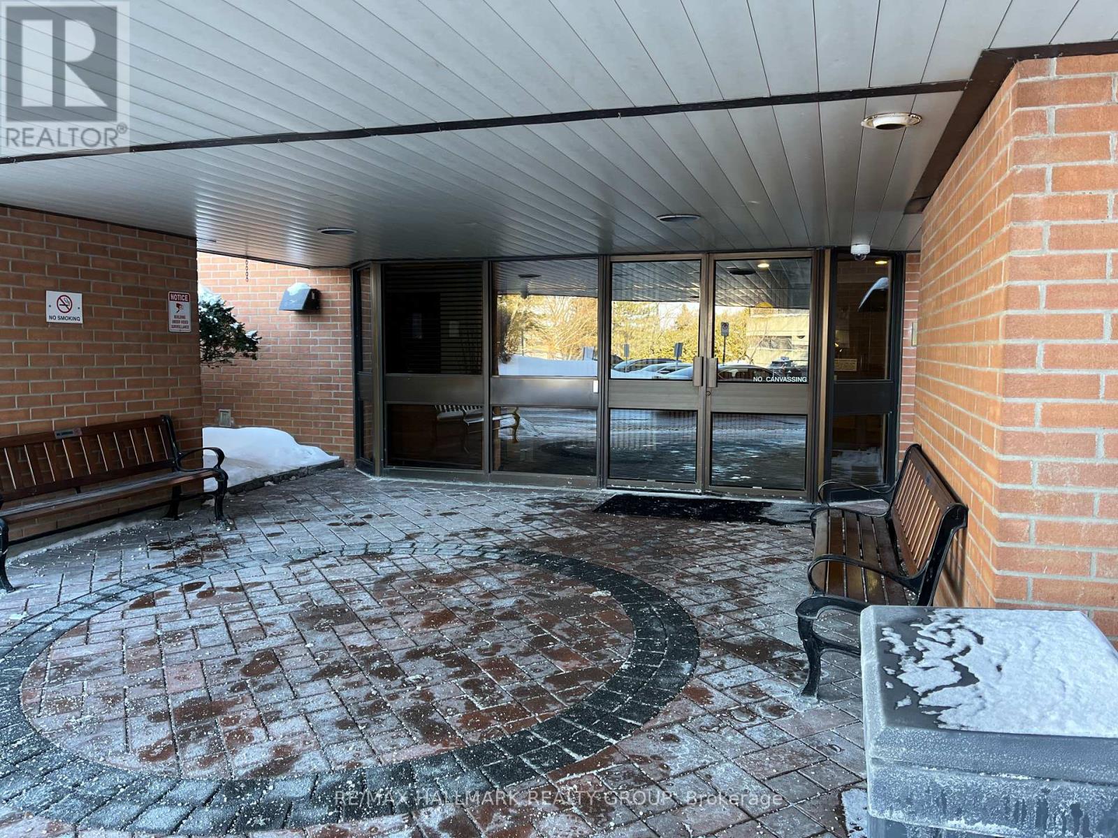 708 - 80 Sandcastle Drive