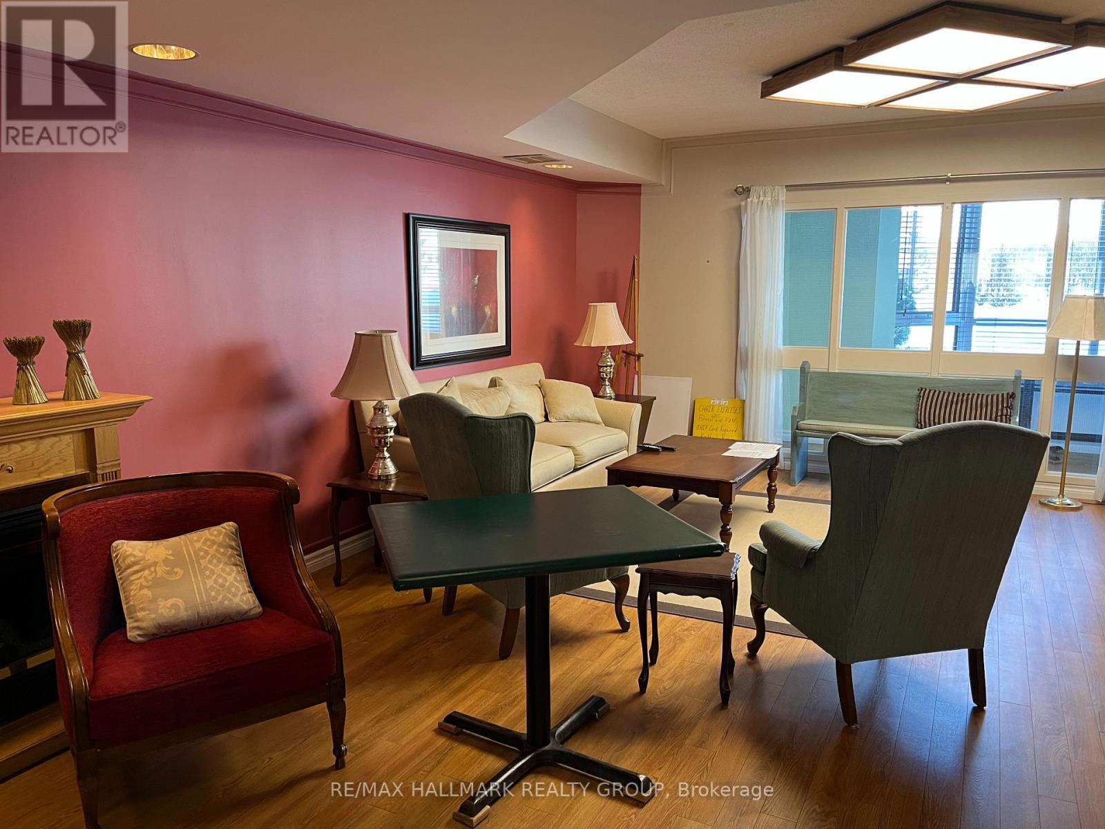 708 - 80 Sandcastle Drive