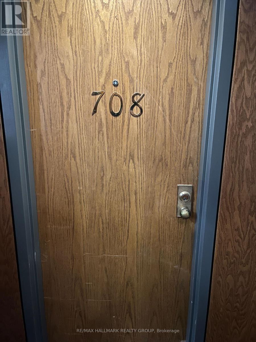 708 - 80 Sandcastle Drive