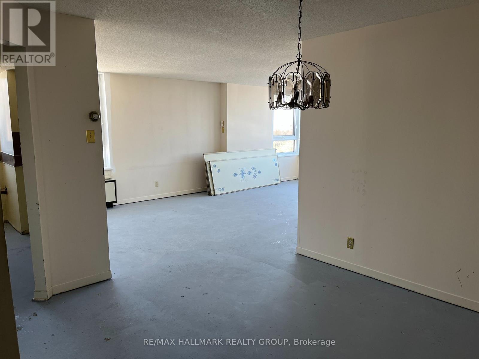 708 - 80 Sandcastle Drive