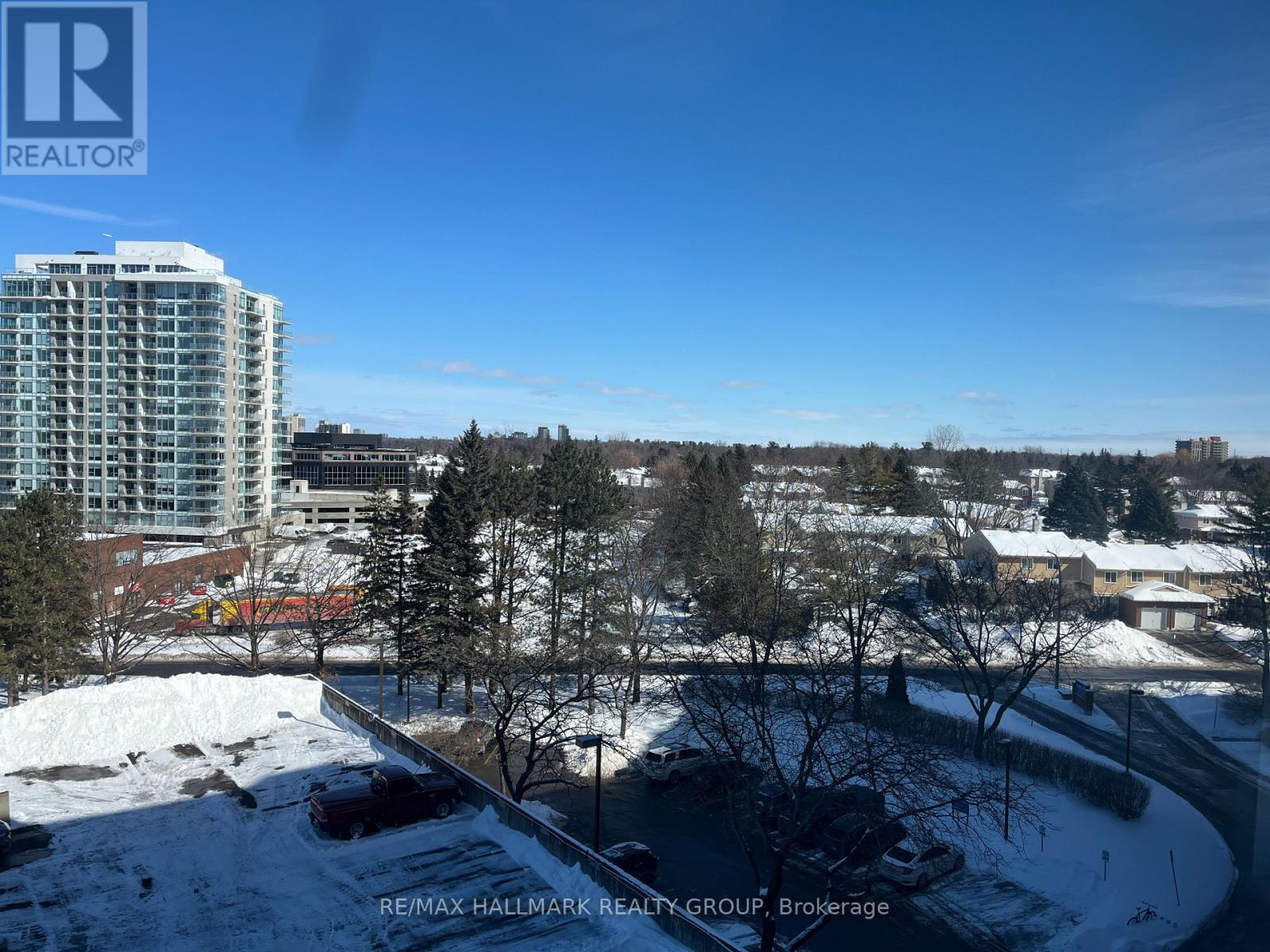 708 - 80 Sandcastle Drive