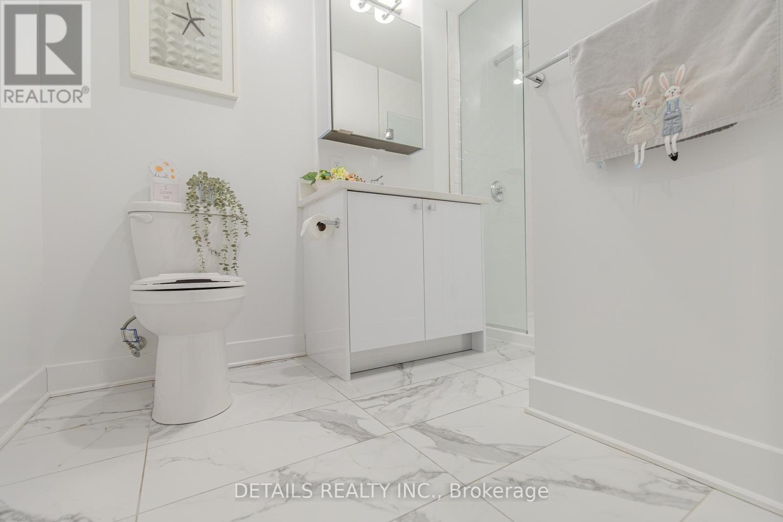 410 - 180 George Street