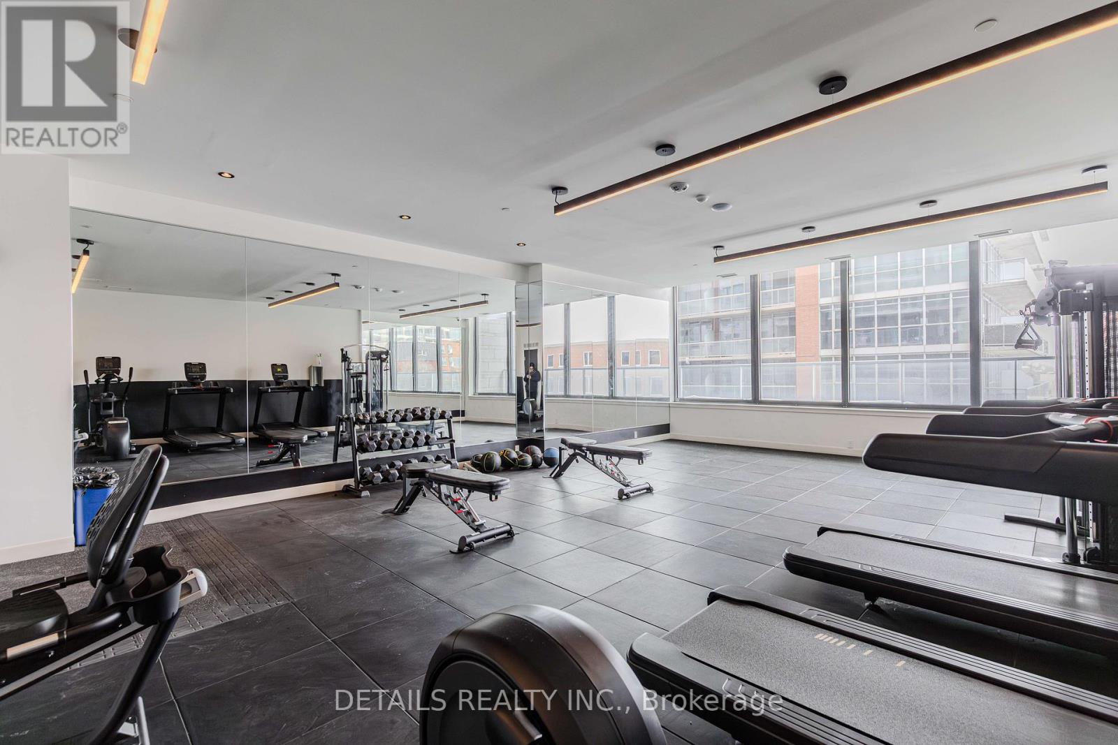 410 - 180 George Street