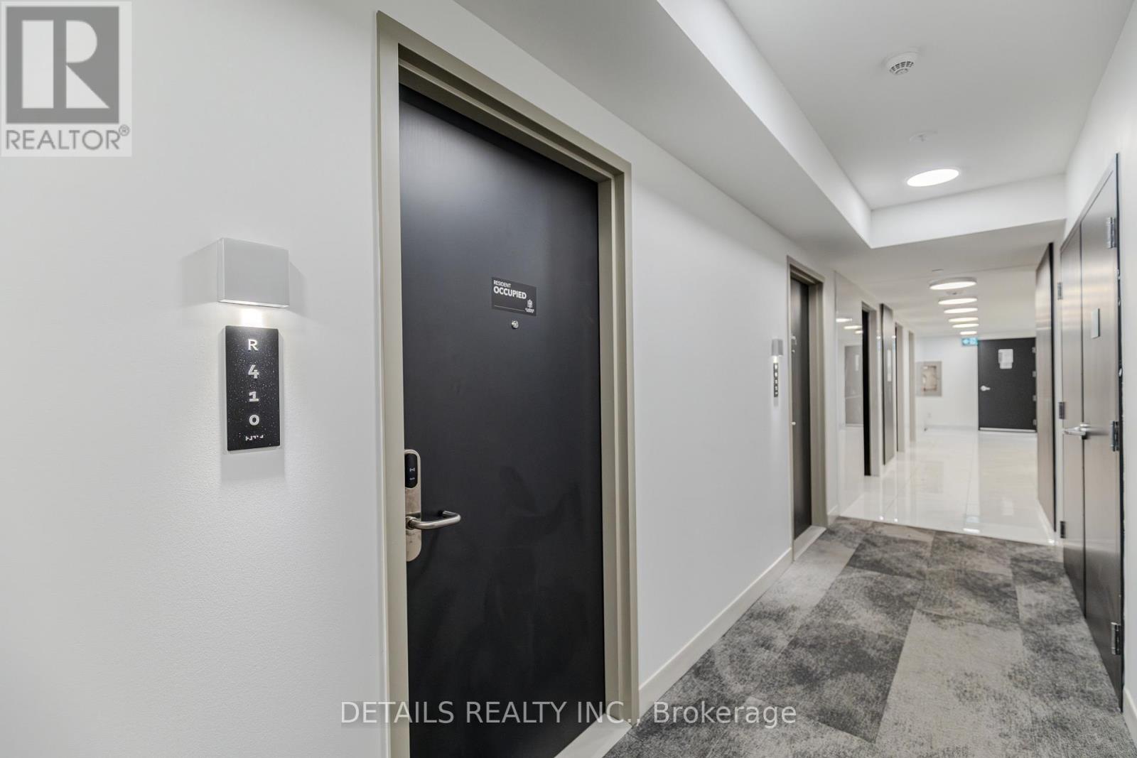 410 - 180 George Street