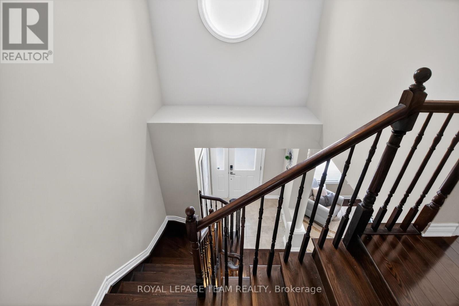 379 Langrell Crescent