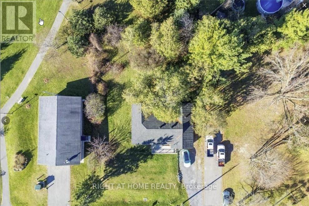 1215 Klondike Road S