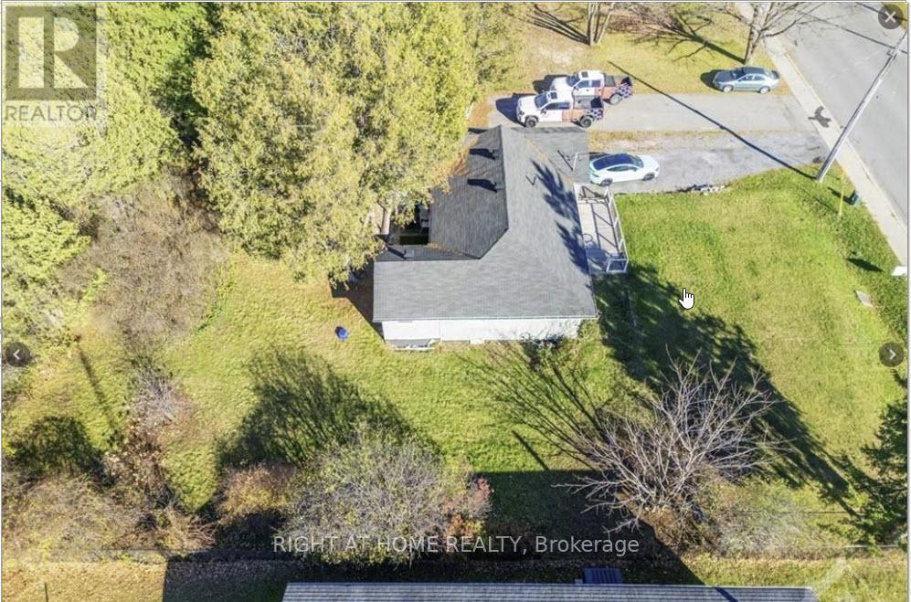 1215 Klondike Road S