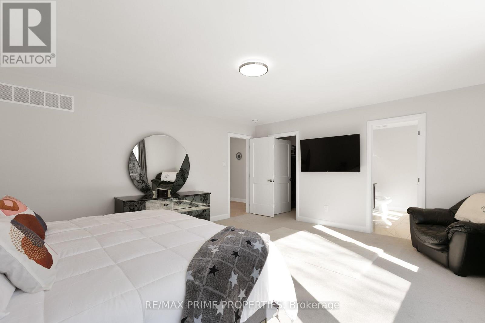 820 Mercier Crescent