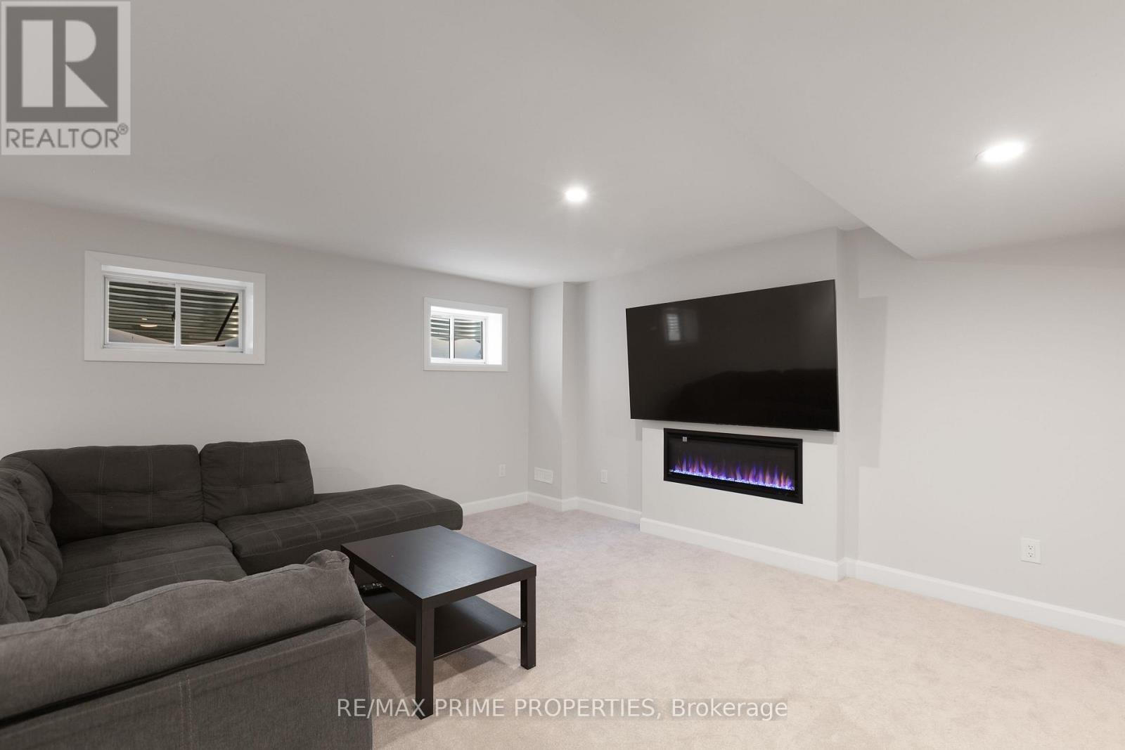 820 Mercier Crescent