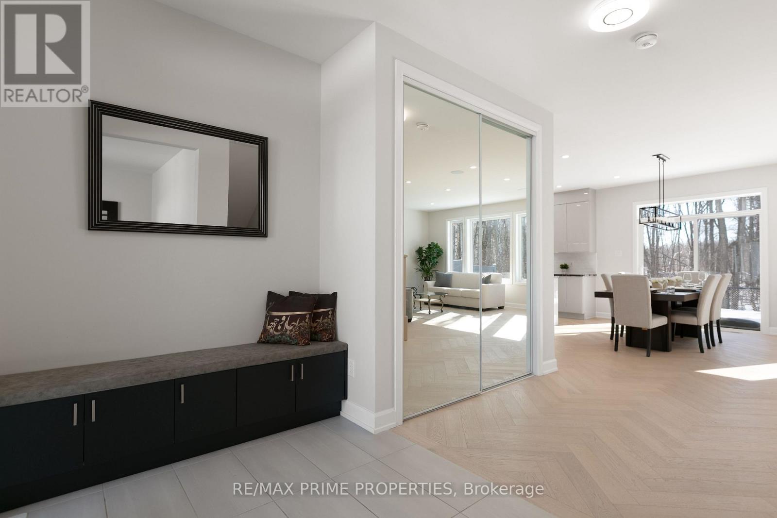 820 Mercier Crescent