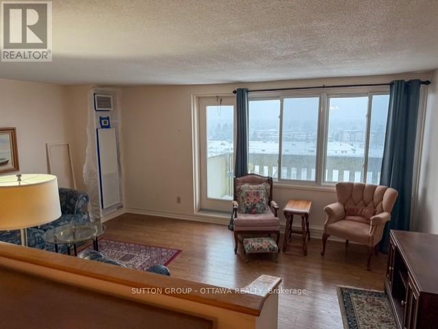 603 - 1599 Lassiter Terrace