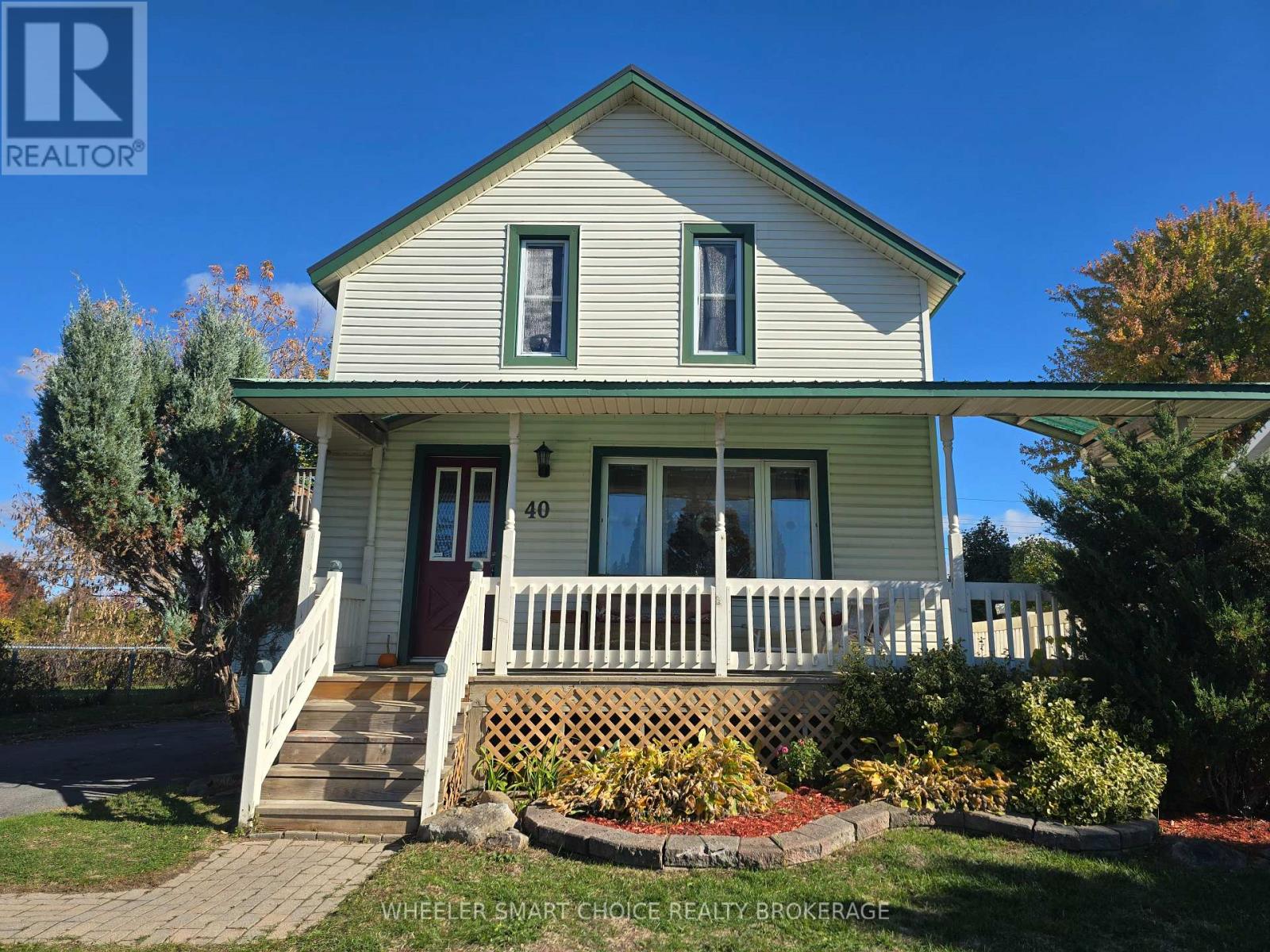 40 St Laurent Avenue