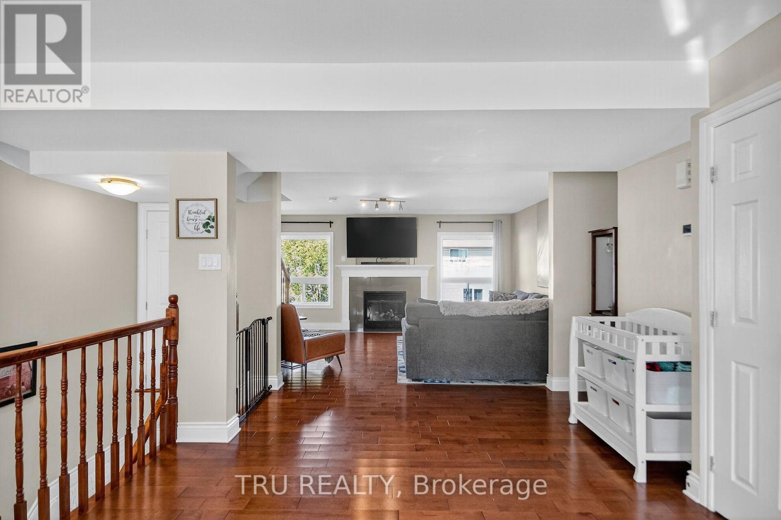 2642 Palings Private