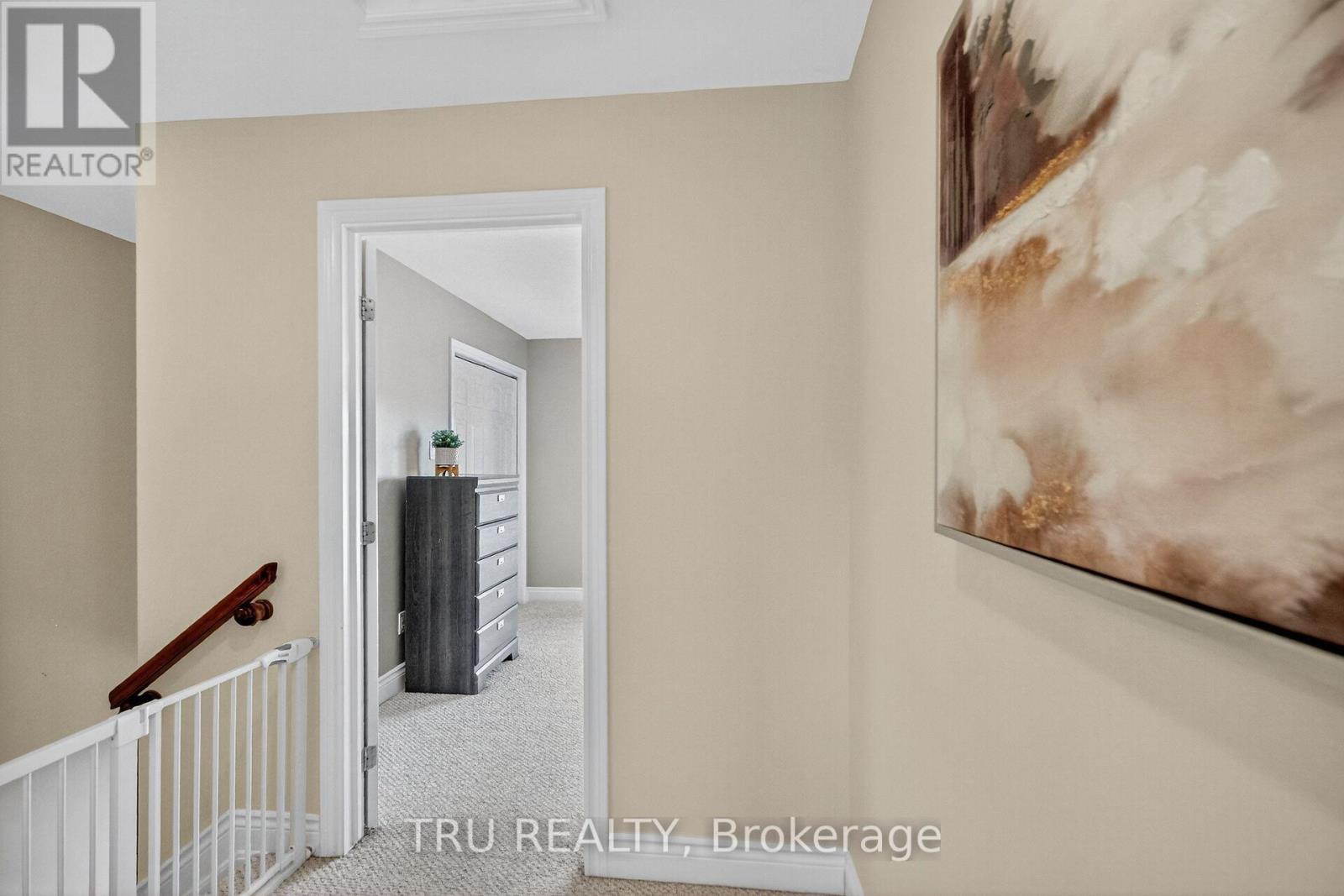 2642 Palings Private