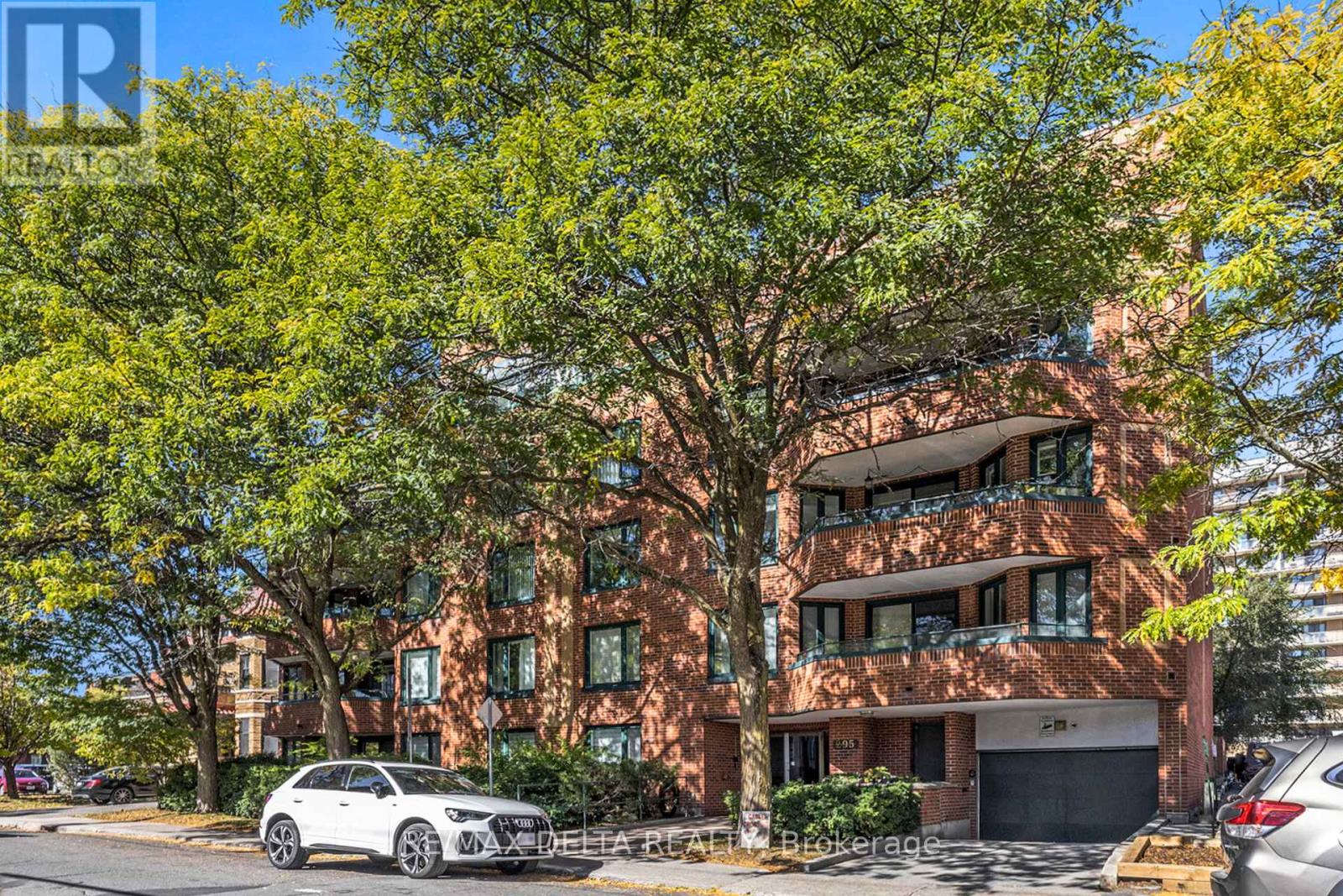 304 - 295 Gilmour Street